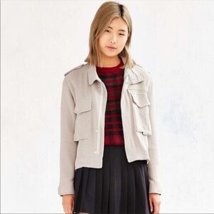 Unif X UO Military Style Tan Utility Jacket Size Large EUC